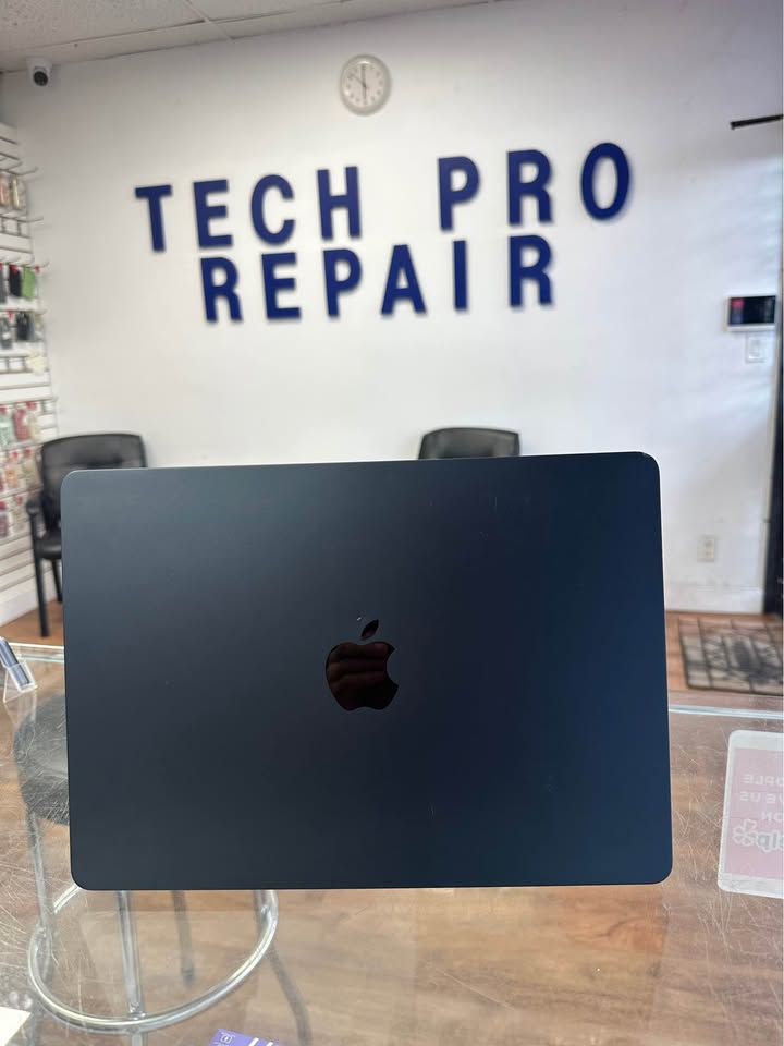 MacBook Air 13-inch M5 (2026)