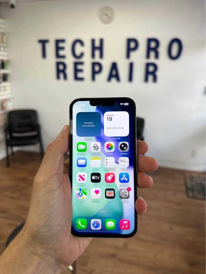 iPhone 13 Pro 256GB — Sierra Blue