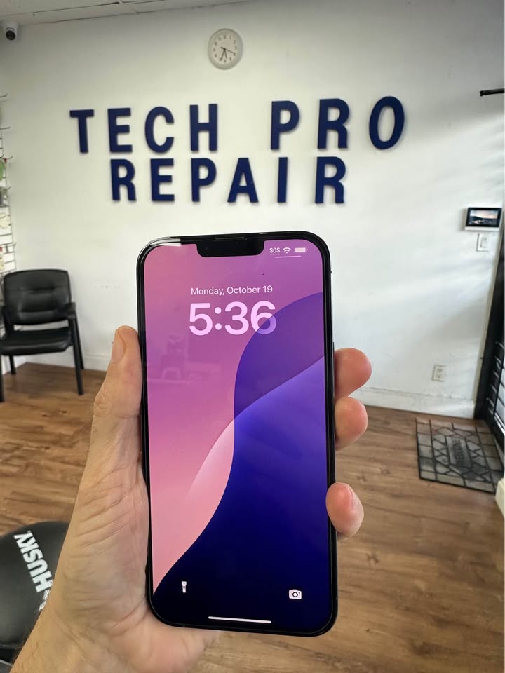 iPhone 13 Pro Max 256GB — Unlocked